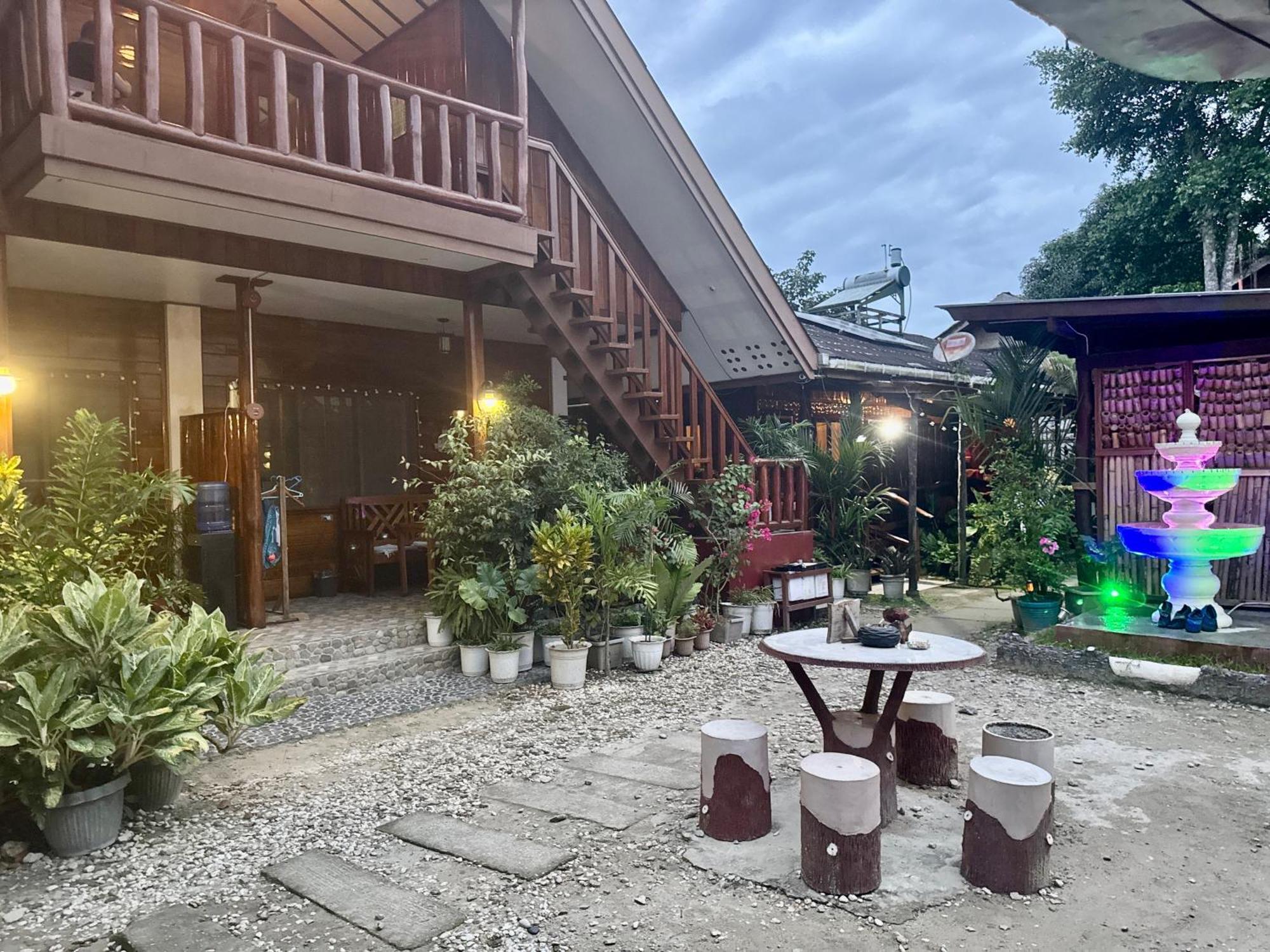 Theresa'S Pension House San Vicente  Exteriér fotografie